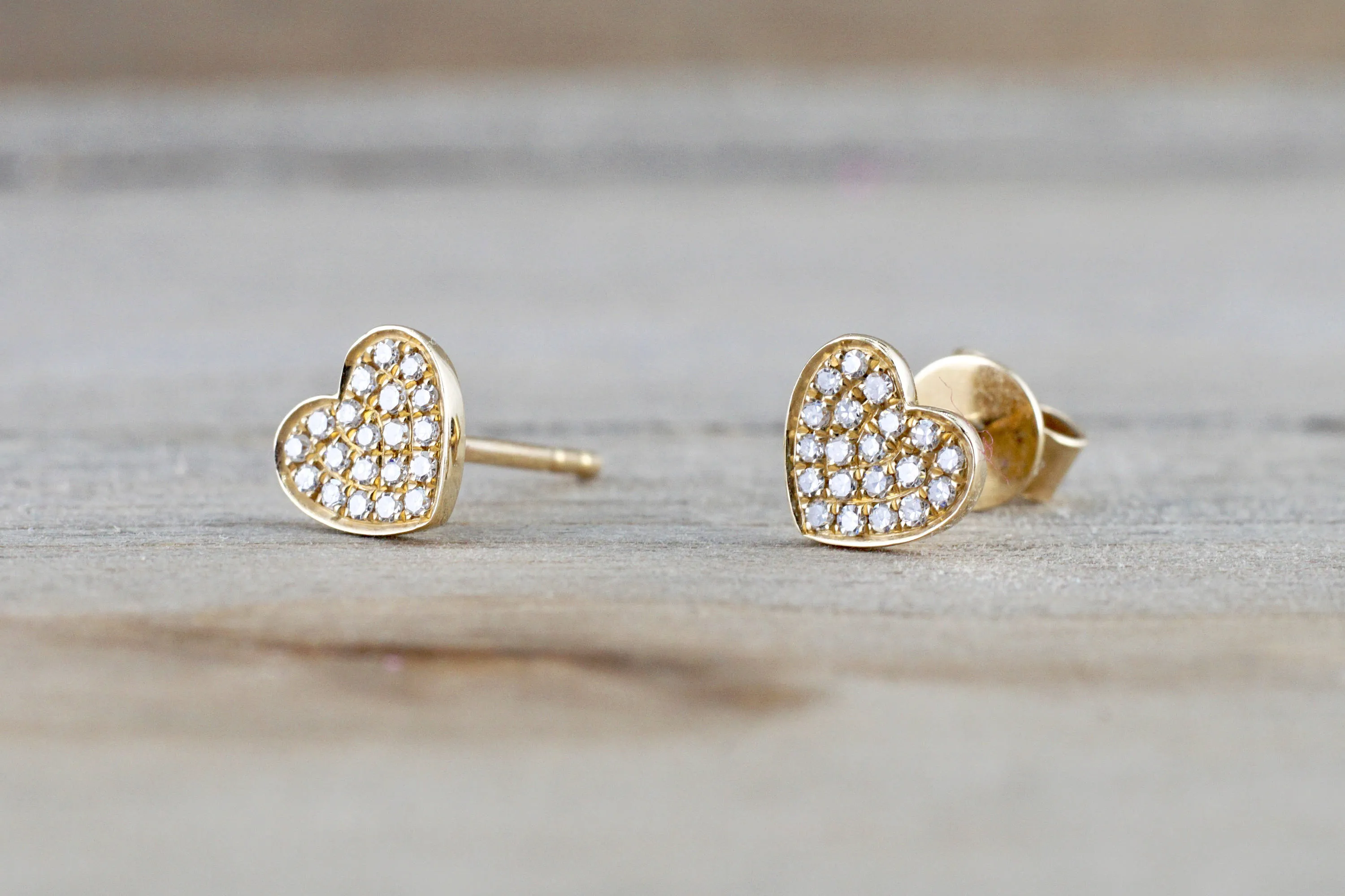 14k Yellow Gold Disk Design Heart Diamond Earrings Stud Post Studs Round Micro Pave Flat