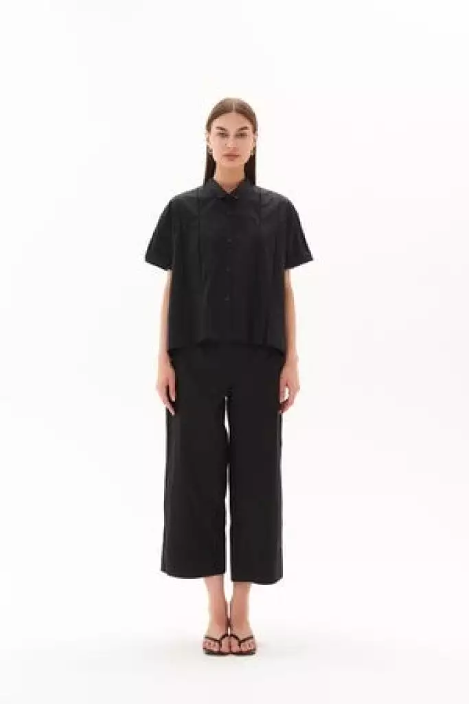 Tirelli - Inverted Pleat Detail Shirt - Black