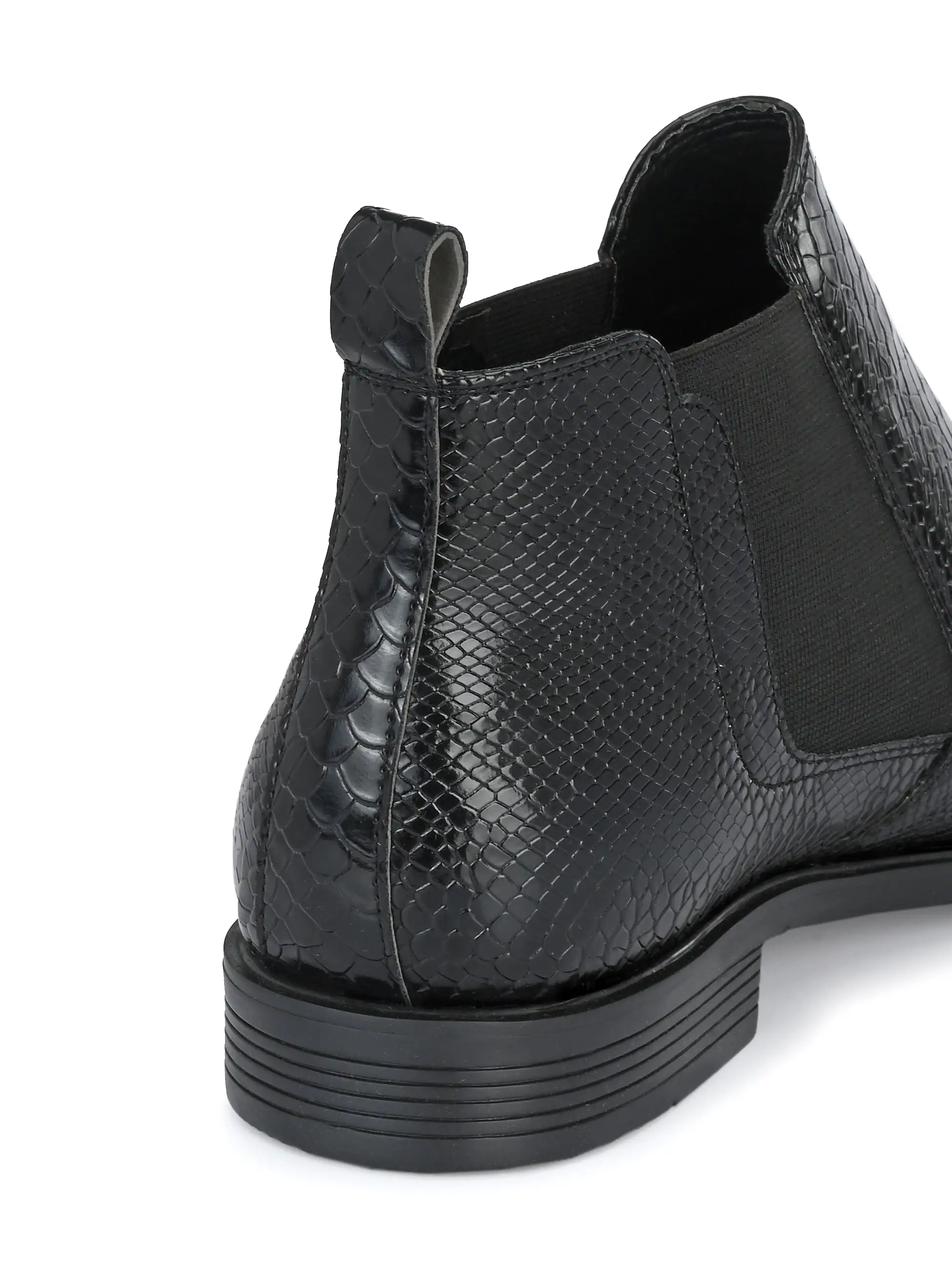 Virtus Black Chelsea Boots